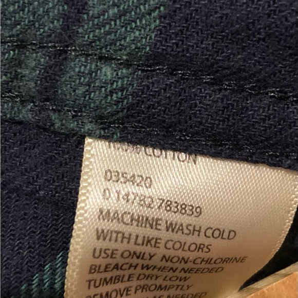 Men’s Size Large Haggar Clothing Button Down Plaid Flannel Shirt - Picture 16 of 16